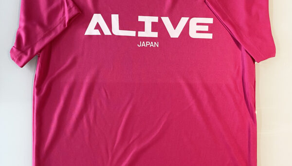 名古屋市鶴舞のアークデザインです！どうせオリジナルTシャツをつくるんなら、蛍光色を使用して目立っちゃいませんか？！！！の巻
